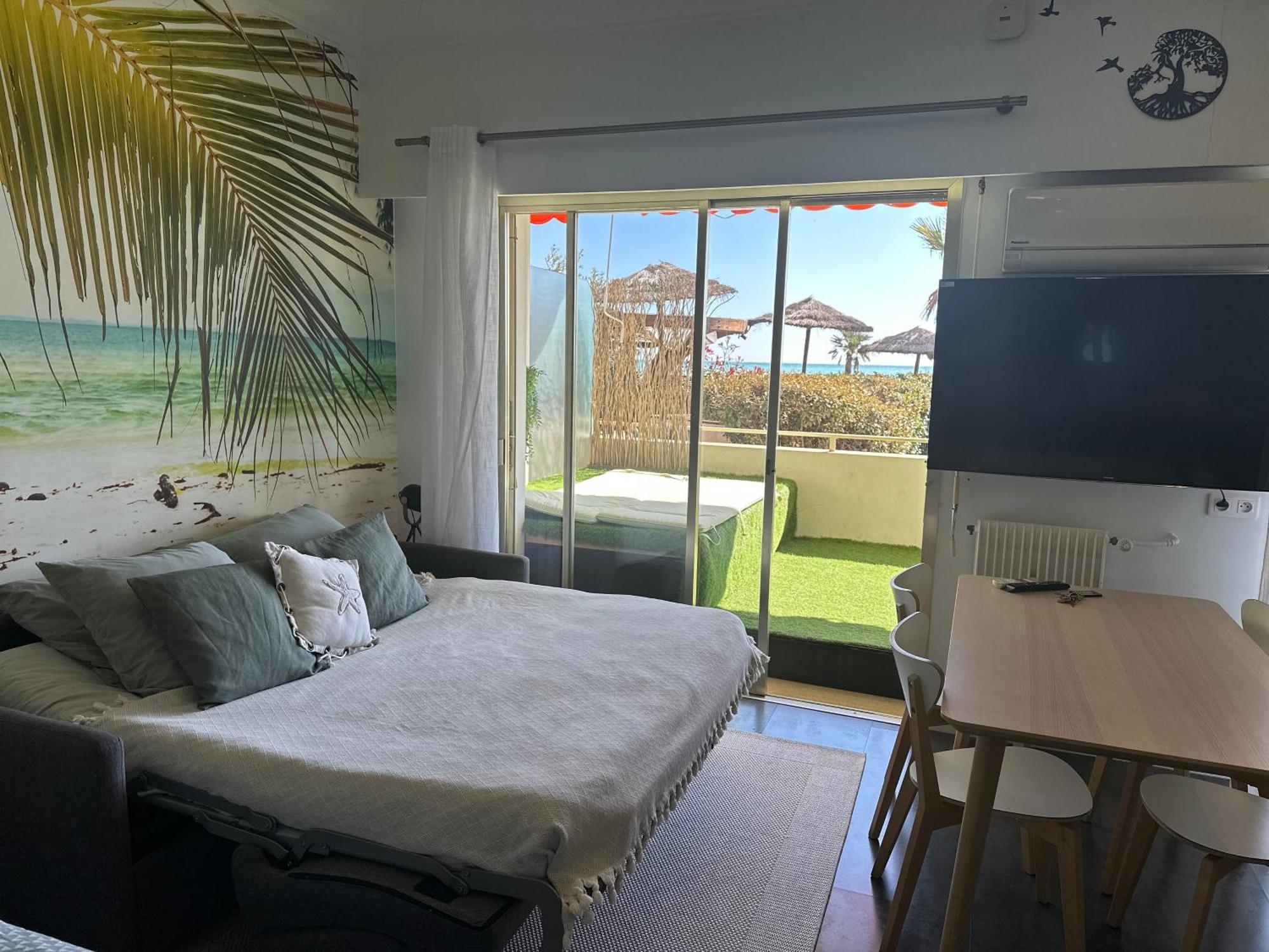 Studio Front De Mer A 10Metres De La Plage วิลล์เนิฟ-ลูเบ ภายนอก รูปภาพ